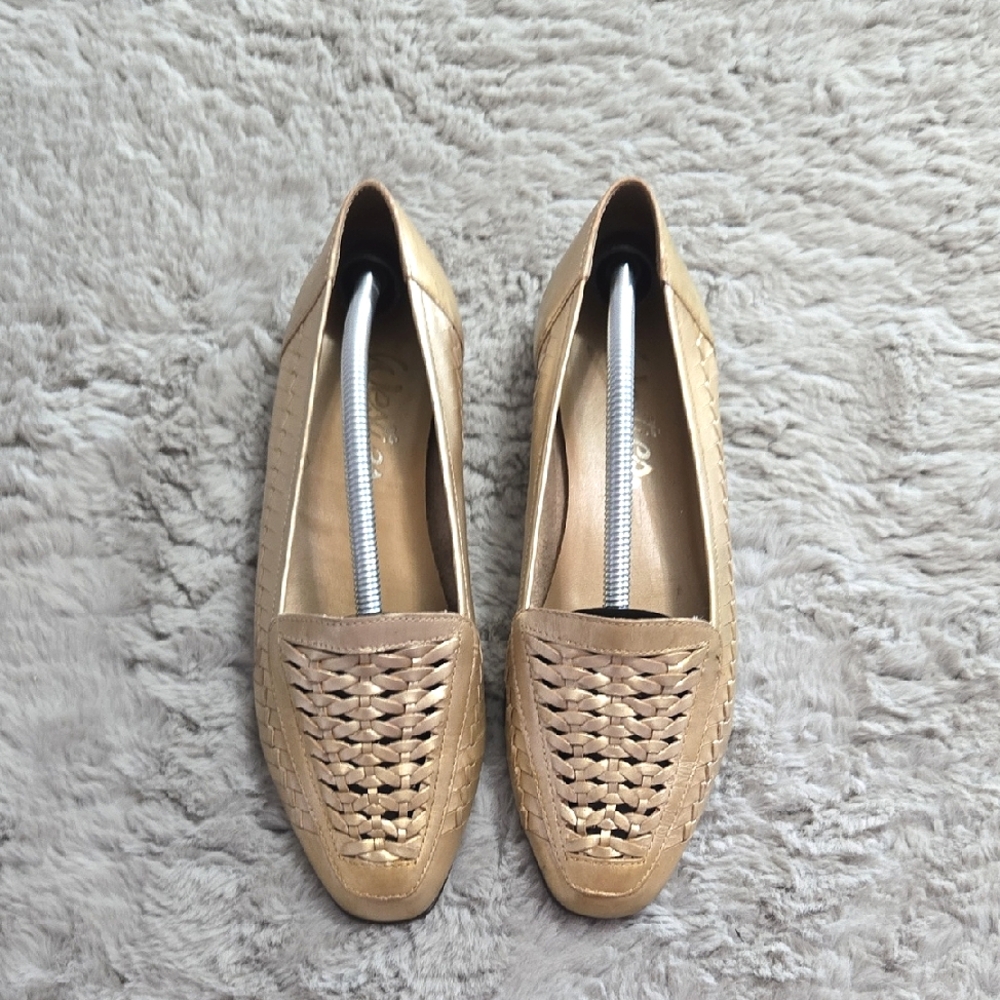 Westies woven metallic vintage loafers size 7.5